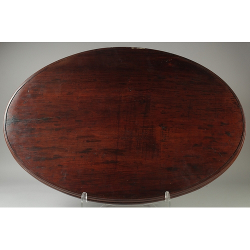 153 - A VERY FINE CHINESE MOTHER OF PEARL INLAID HARDWOOD OVAL TRAY, beautifully decorated with central pa... 