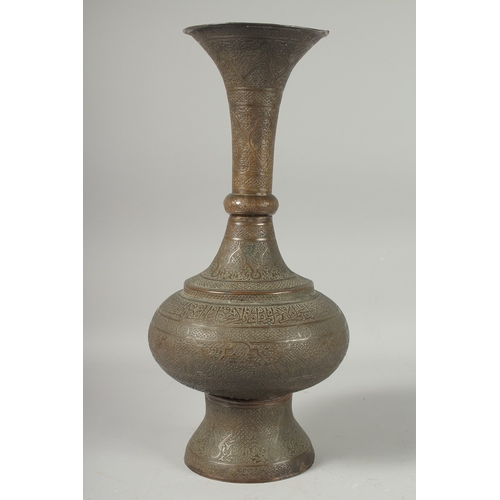 314 - A LARGE AND FINE 19TH CENTURY DAMASCUS ENGRAVED BRASS VASE, with a single band of calligraphy and fi... 