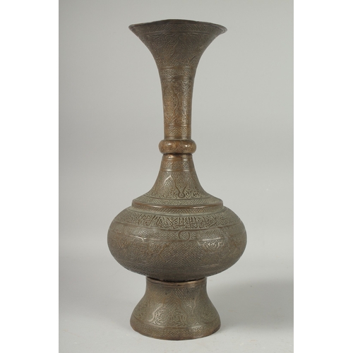 314 - A LARGE AND FINE 19TH CENTURY DAMASCUS ENGRAVED BRASS VASE, with a single band of calligraphy and fi... 