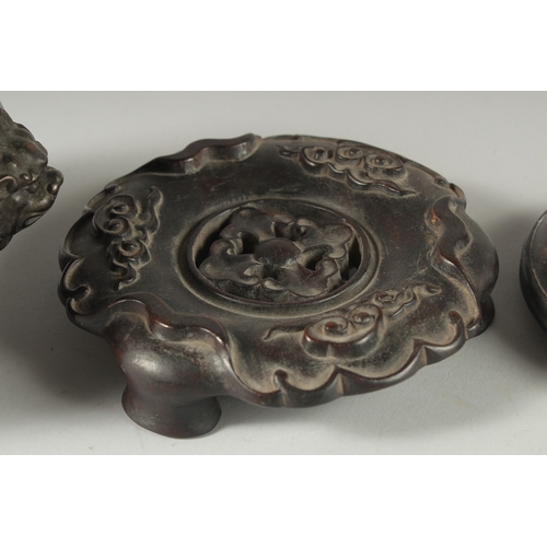 39 - A CHINESE ARCHAIC STYLE BRONZE CENSER WITH CARVED JADE MOUNTED HARDWOOD COVER, on a fitted hardwood ... 