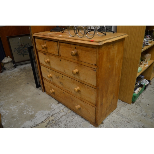 14 - Pine chest of drawers.