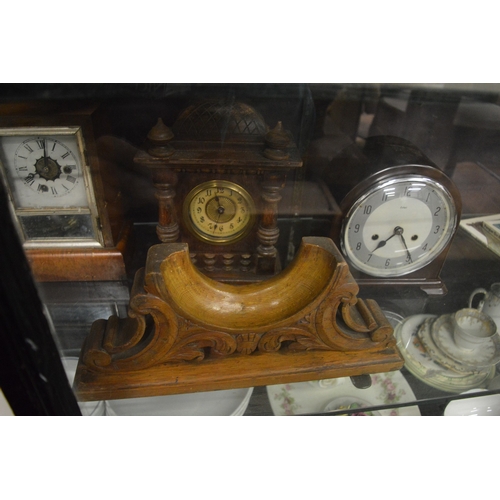 160 - Various clocks and a barometer.