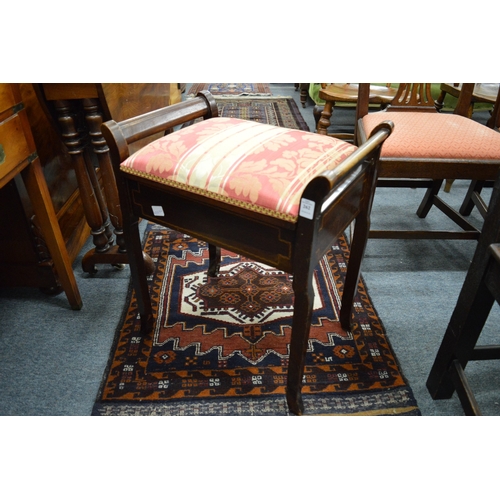 262 - A piano seat.