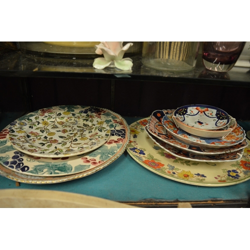 67 - Decorative plates etc.