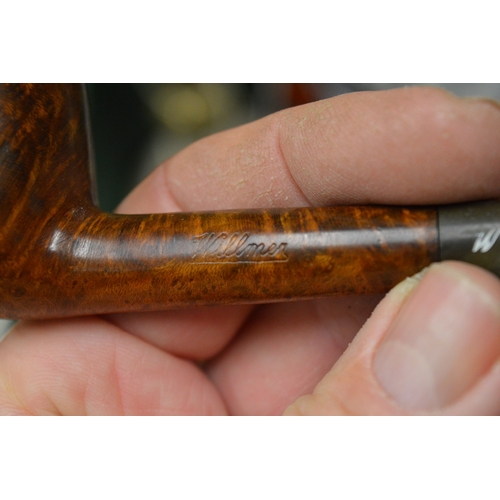 98 - Miscelleaneous collectables to include tobacco pipes.