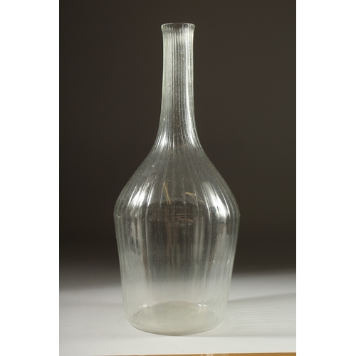 1047 - A LARGE BULBOUS DECANTER.