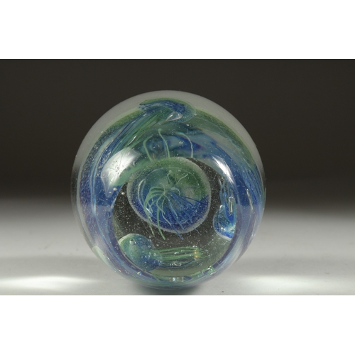 1049 - A JELLYFISH PAPERWEIGHT. 6ins.