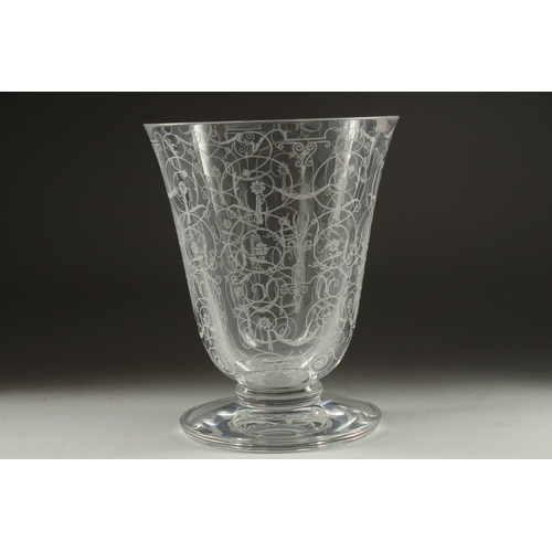 1054 - A GOOD BACCARAT ENGRAVED TAPERING VASE. 7ins high, 5.5ins diameter on a plain circular base. Signed ... 