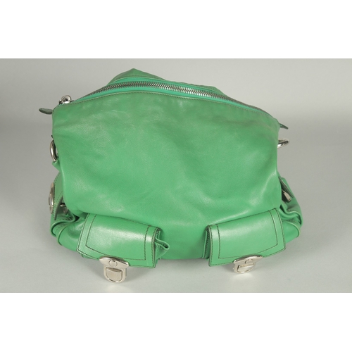 1373 - A LARGE MARC JACOB SOFT GREEN LEATHER BAG. 13ins long.