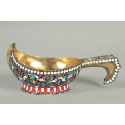 1410 - A GOOD RUSSIAN SILVER AND ENAMEL KVOSH . 11.5cm long, 7cm wide. Mark; 84 and other marks. Weight: 75... 