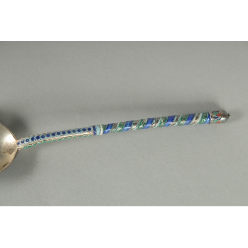 1414 - A GOOD RUSSIAN SILVER AND ENAMEL spoon 19cm long. Marks: 84.  A.A. over 1890. Weight: 48gms.... 