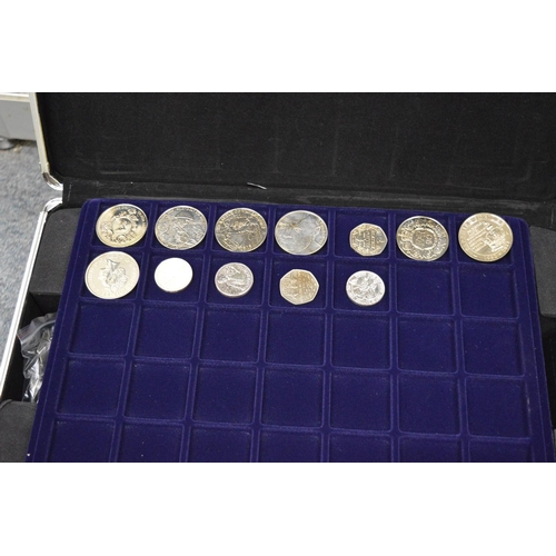 976 - A large quantity of collectors coinage.