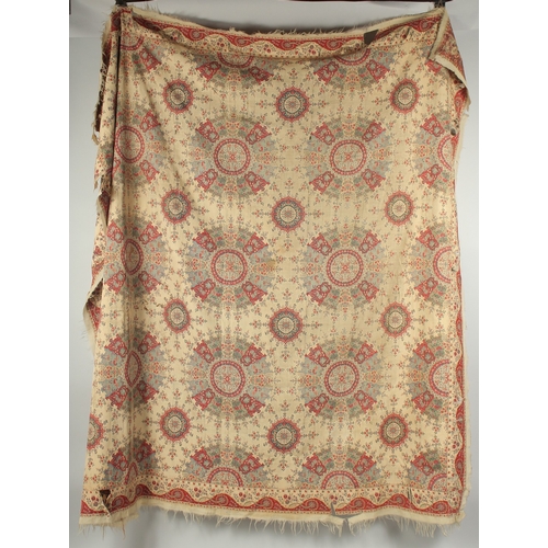 165 - A FINE LATE 18TH - EARLY 19TH CENTURY NORTH INDIAN KASHMIRI MOON SHAWL