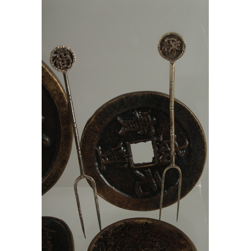 1078 - A COLLECTION OF CHINESE FORTUNE COINS, together with a collection of hairpins, (qty).