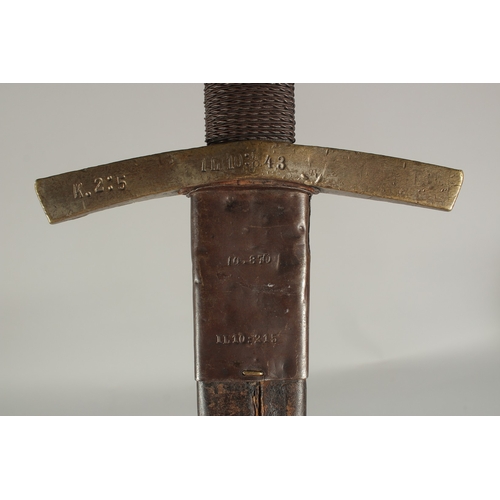 1182 - AN EARLY 20TH CENTURY SWORD, possibly for theatrical use..