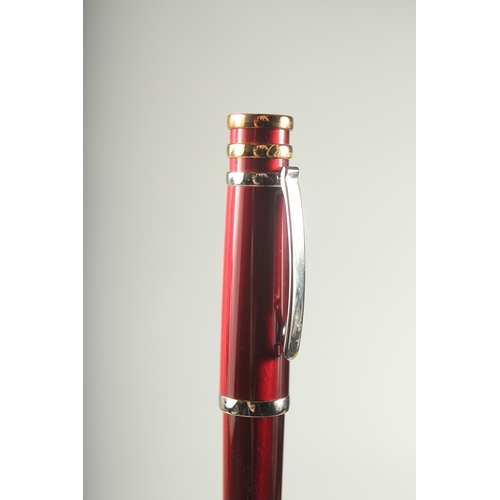 1260 - A CARTIER FOUNTAIN PEN. 18ct gold nib with four ink refills in a Cartier case.