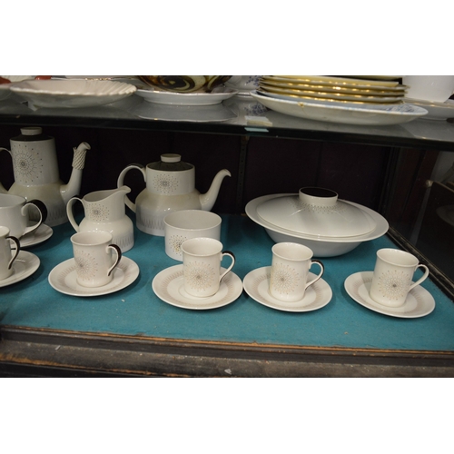 93 - A quantity of Royal Doulton Morning Star dinnerware.