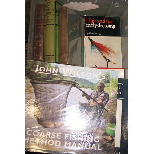 426 - ANGLING / FISHING, misc. 20th c., 4to et infra (1 box).