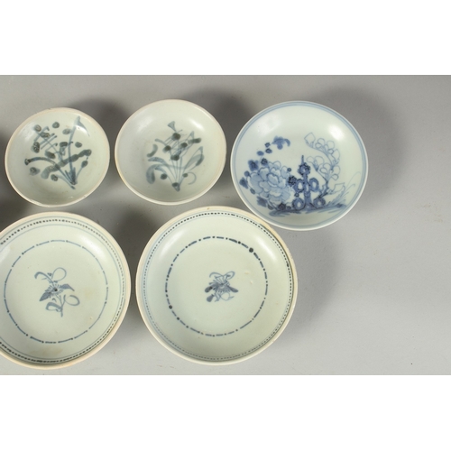 120 - THREE PAIRS OF CHINESE TEK SING CARGO BLUE AND WHITE DISHES, 12cm, 10.5cm and 8.5cm diameter, (6).