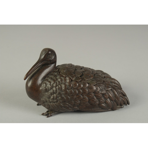 64 - A JAPANESE BRONZE CENSER BURNER IN THE FORM OF A RESTED EGRET, with removable section to the back, 1... 