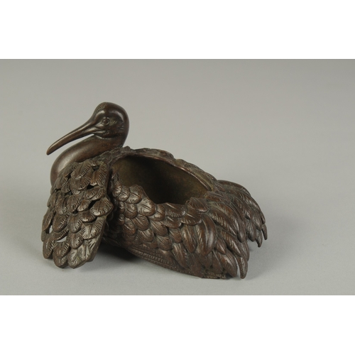 64 - A JAPANESE BRONZE CENSER BURNER IN THE FORM OF A RESTED EGRET, with removable section to the back, 1... 