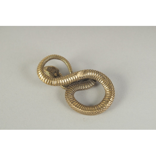67 - A JAPANESE GILT BRONZE SNAKE, 5cm long.