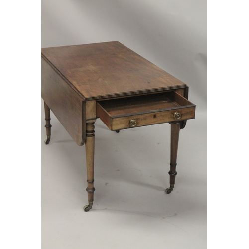 1011 - A LARGE 19TH CENTURY GILLOW MODEL MAHOGNAY PEMBROKE TABLE with reeded edge, folding flaps and drawer... 