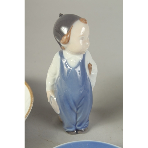 1135 - A COPENHAGEN PORCELAIN FIGURE 