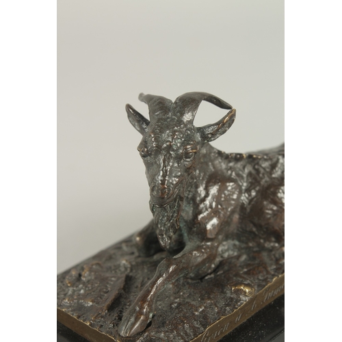 1243 - CHRISTOPHER FRATIN (1800 - 1864) FRENCH. AN EARLY CAST BRONZE GOAT RESTING, on a black marble base. ... 