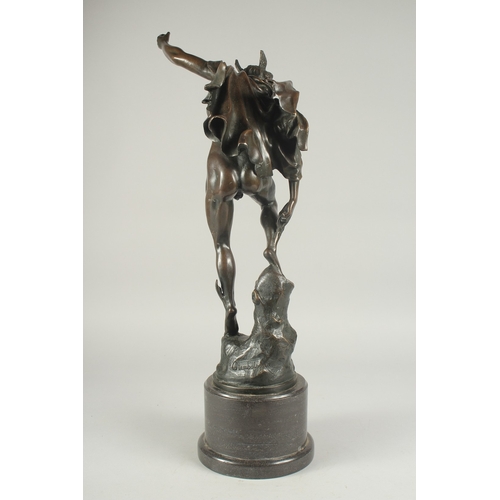 1266 - GIAMBOLOGNA. A GOOD BRONZE CLASSICAL FIGURE. Signed, on a circular base. 22ins high.