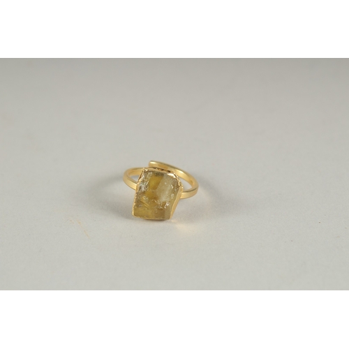 1582 - A SEFA HUYAK MODERNIST RING.