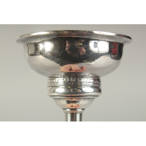 1713 - A GEORGE III SILVER WINE FUNNEL. London 1792.