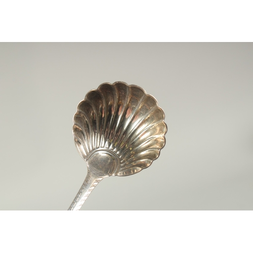 1717 - A SMALL GEORGE III SILVER SHELL LADLE. London 1770, Maker: T. E.