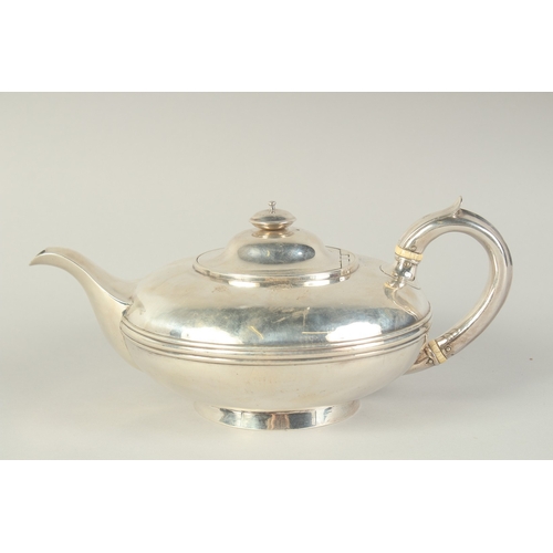 1762 - A GOOD VICTORIAN SILVER CIRCULAR TEA POT by BENJAMIN SMITH. London 1840, Weight: 28ozs.