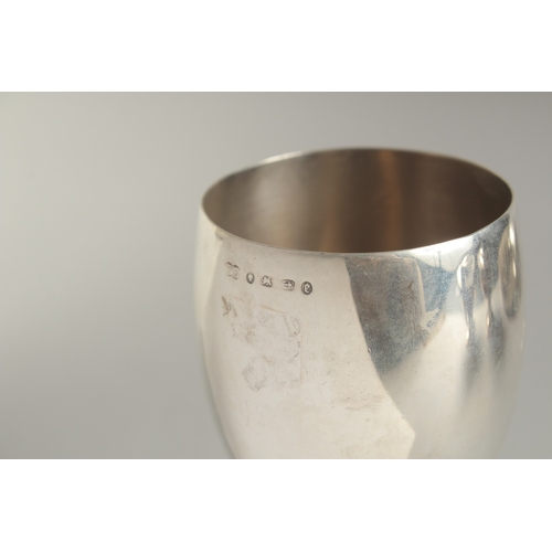 1764 - A PLAIN SILVER GOBLET,  ELKINGTON, Birmingham, 1879. 6.75ins high.