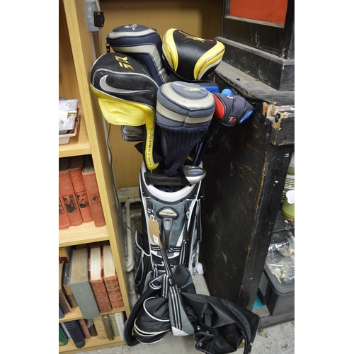 68 - A good set of golf clubs with bag.