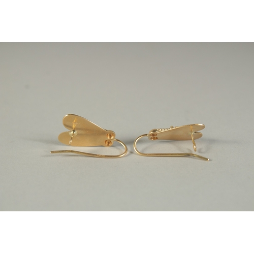 1777 - A PAIR OF 18CT YELLOW GOLD EGYPTIAN FLY SHAPED EARRINGS.