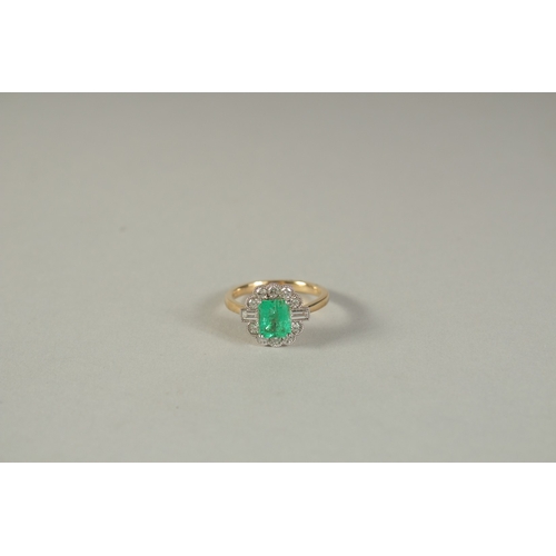 1784 - AN 18CT YELLOW GOLD, DIAMOND, EMERALD OCTAGONAL SHAPE CLUSTER RING.