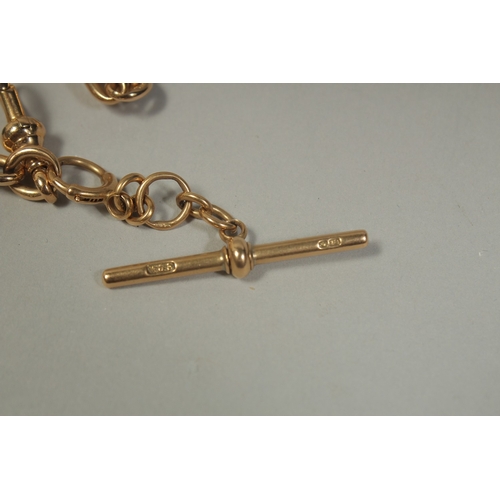 1475 - AN 18CT GOLD CHAIN (WATCH GUARD) 18ins long. Stamped: 18ct.   Maker: W & S.. Weight: 48gms.