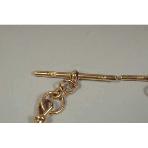 1476 - AN 18CT GOLD CHAIN (WATCH GUARD) 7ins long. Stamped: 18ct.   Maker: W & S.. Weight: 23gms.