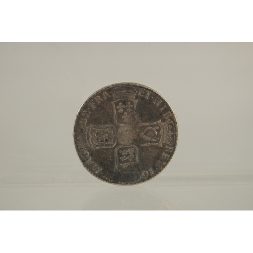 33 - A WILLIAM III 1697 - 1760 OLD HEAD HALF CROWN V F.