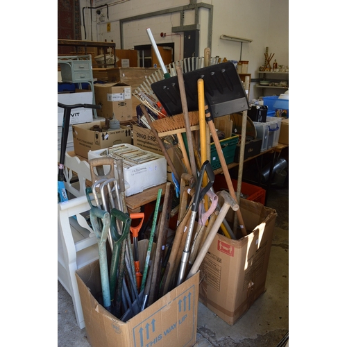 52 - A large quantity of gardening tools.