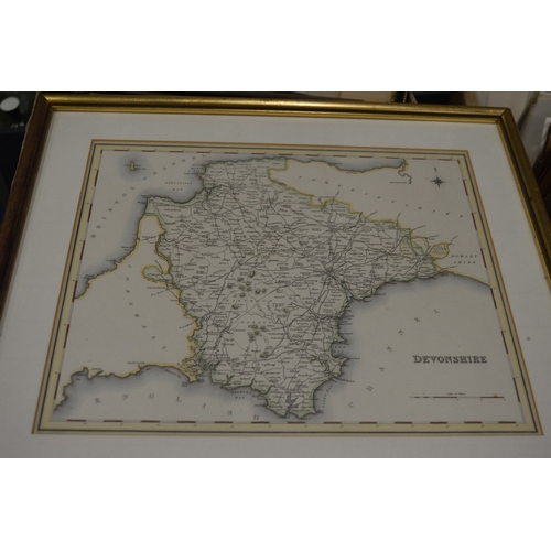 138 - Two boxed of pictures.