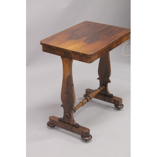 1061 - A LATE REGENCY ROSEWOOD SIDE TABLE with figured rosewood legs, shaped ends and turned uniting stretc... 