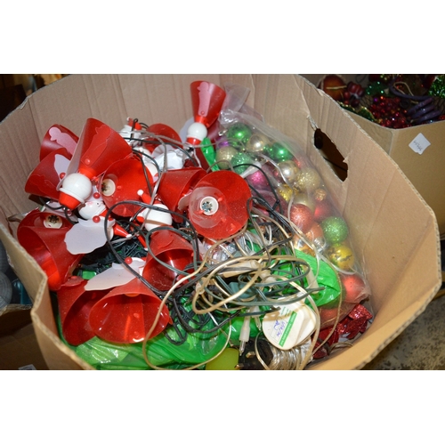 109 - A quantity of Christmas decorations.