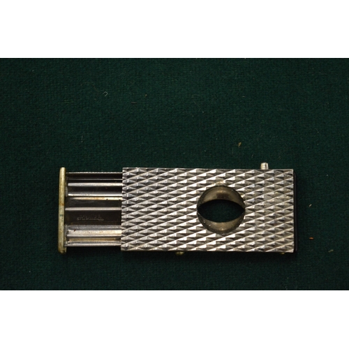 1097 - Cigar cutter.