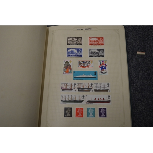 879 - Stamps, a good large collection of British and Commonwealth stamps, some framed and glazed, the majo... 