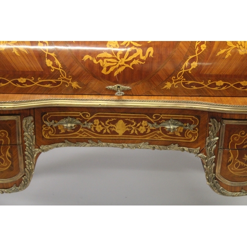 14 - A LOUIS XV CYLINDER BUREAU DE ROI 