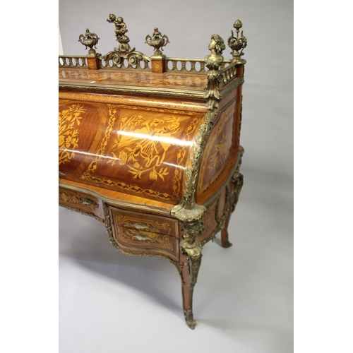 14 - A LOUIS XV CYLINDER BUREAU DE ROI 