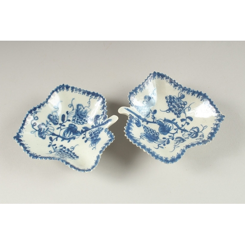 68 - TWO SMALL LOWESTOFT BLUE AND WHITE PICKLE DISHES with fruiting vines. Circa. 1770.  8cms.